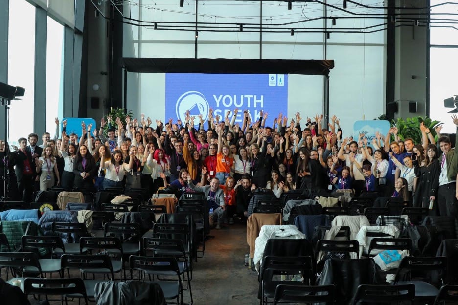 AIESEC în România organizează Youth Speak Forum, un eveniment dedicat creșterii economice și ghidarea tinerilor la locurile potrivite de munca.